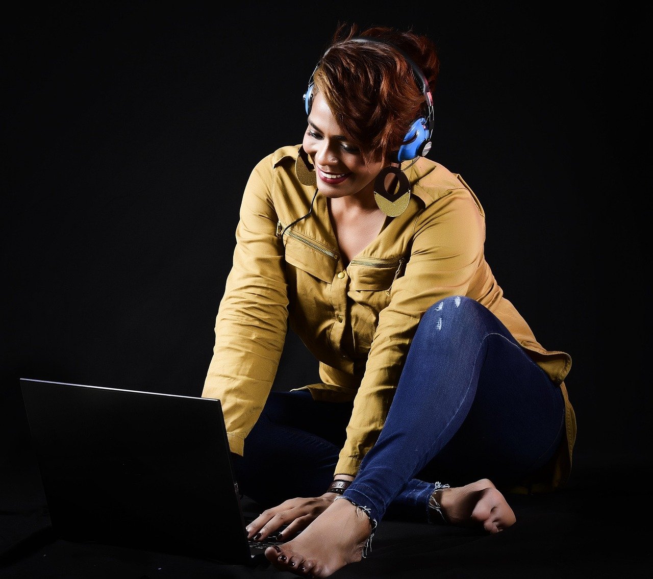 Beyond Likes: Cultivating Customer Engagement Ecosystems