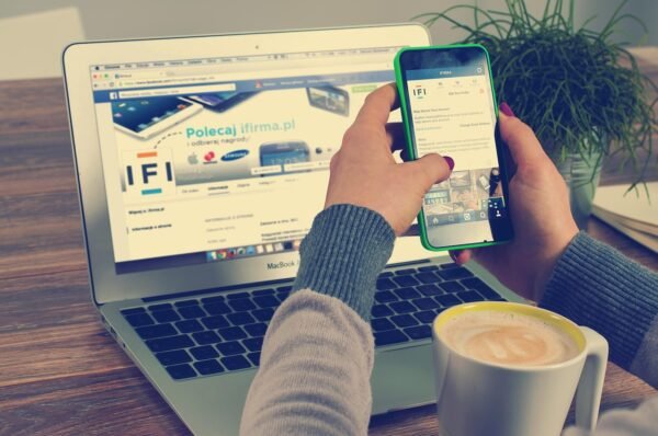 Collaboration Tools: Bridging Distance, Boosting Innovation